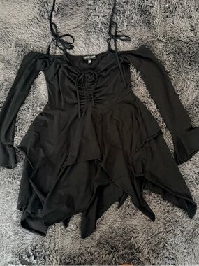 Current Mood Black Asymmetrical Off-Shoulder Ruffle Fairy Dress Sz M
